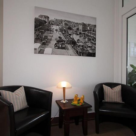 Hellinghaus Fewo 1 Wellenreiter Apartment Wyk auf Foehr Ngoại thất bức ảnh