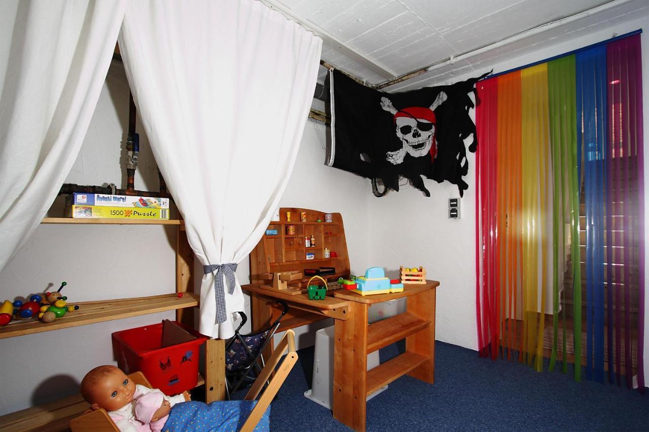 Hellinghaus Fewo 1 Wellenreiter Apartment Wyk auf Foehr Ngoại thất bức ảnh